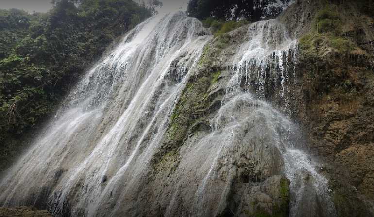 Air Terjun Gulingan