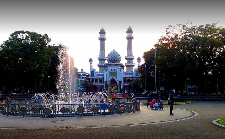 wisata religi masjid agung jami malang